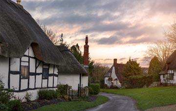 is Symondsbury thatch roofing popular